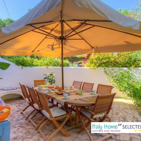 Large Garden With Private Access - Villa *