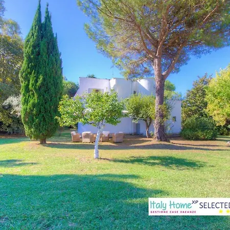 Large Garden With Private Access -